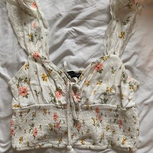 Baby doll top with lace sleeve detail